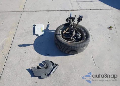 2014 Ford Focus Se z USA, uszkodzony, nr VIN 1FADP3F21EL172668